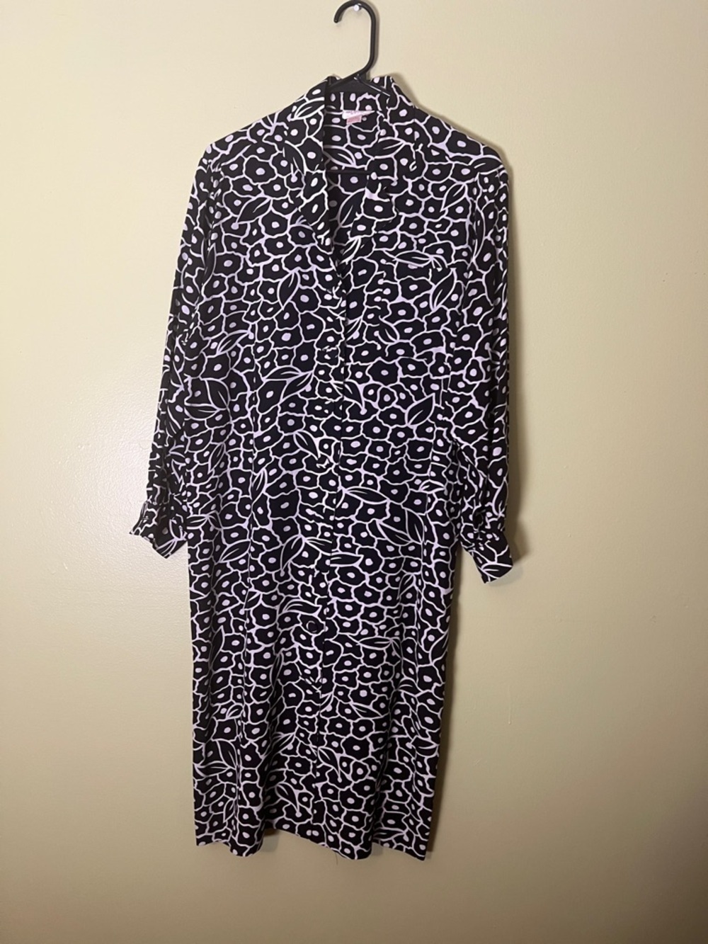 Black & White Printed Long-Sleeve Shirtdress